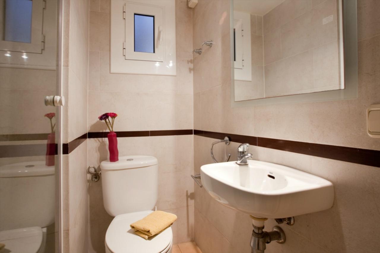 Aparteasy - Family Sant Antoni Apt. برشلونة المظهر الخارجي الصورة