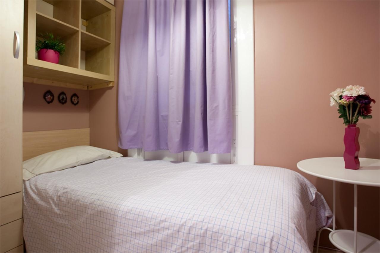 Aparteasy - Family Sant Antoni Apt. برشلونة المظهر الخارجي الصورة